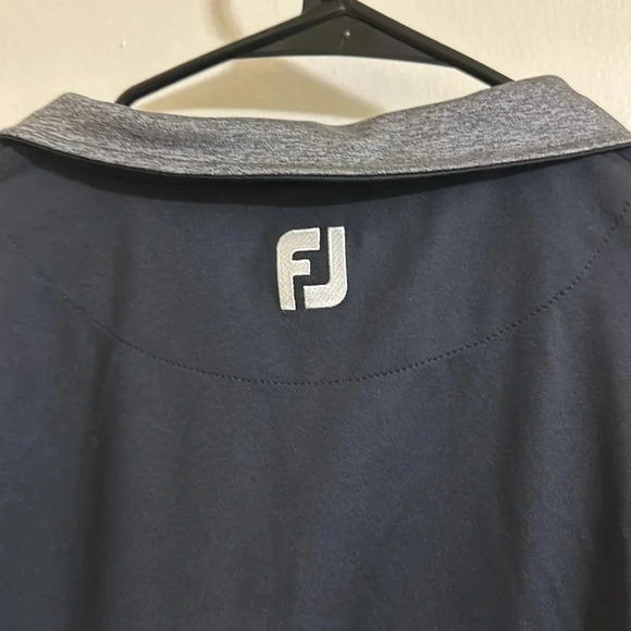 EUC FootJoy Athletic long Sleeve Quarter Zip Jacket - Picture 3 of 5